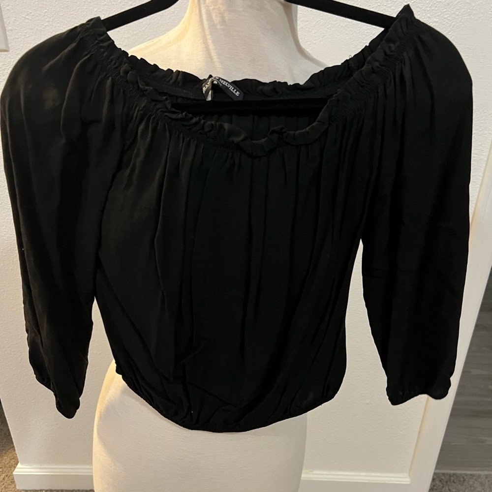 back off shoulder crop top
